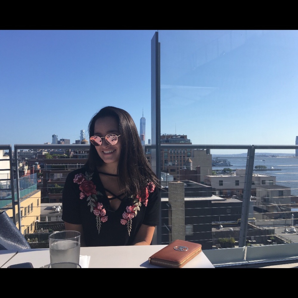 Meet your Posher, Amy